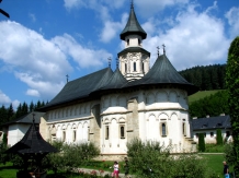 Biserici si manastiri din Romania - Manastirea Putna